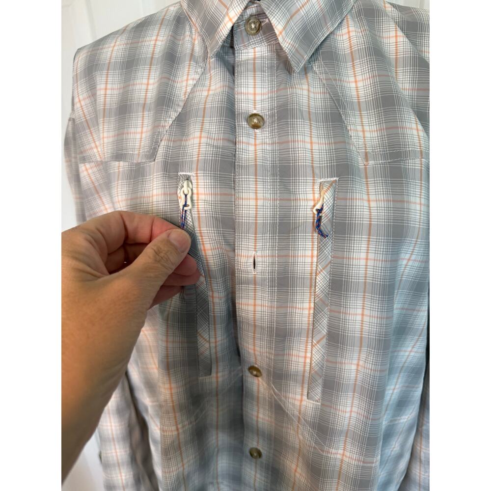Patagonia Gray Plaid Button Down Shirt Lightweight Comfy Outdoor Hiking Travel - Picture 3 of 9